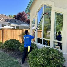 Residential-Window-Cleaning-in-Medford-OR 2